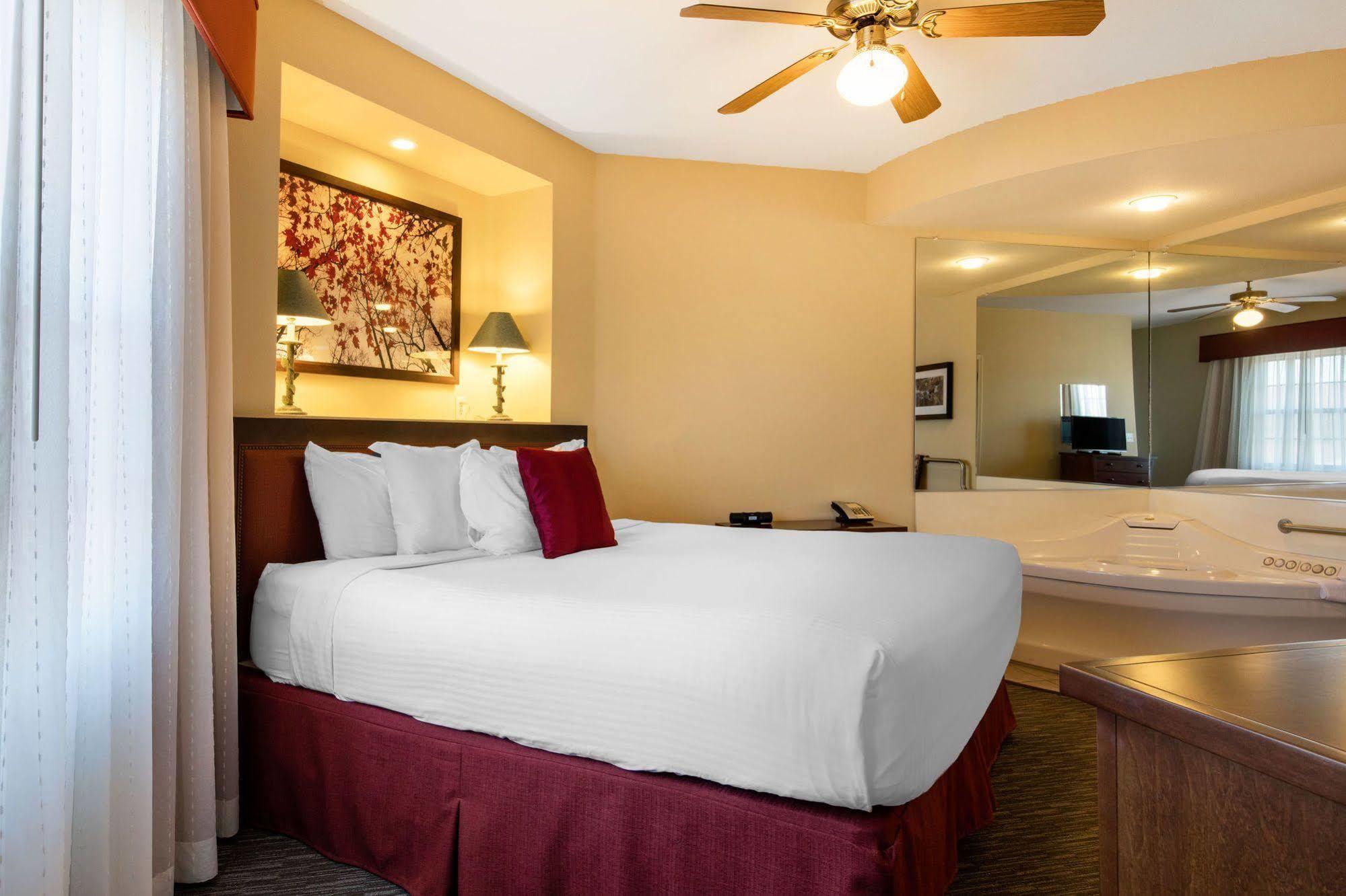 Bluegreen Vacations The Falls Village, An Ascend Resort Branson Eksteriør billede