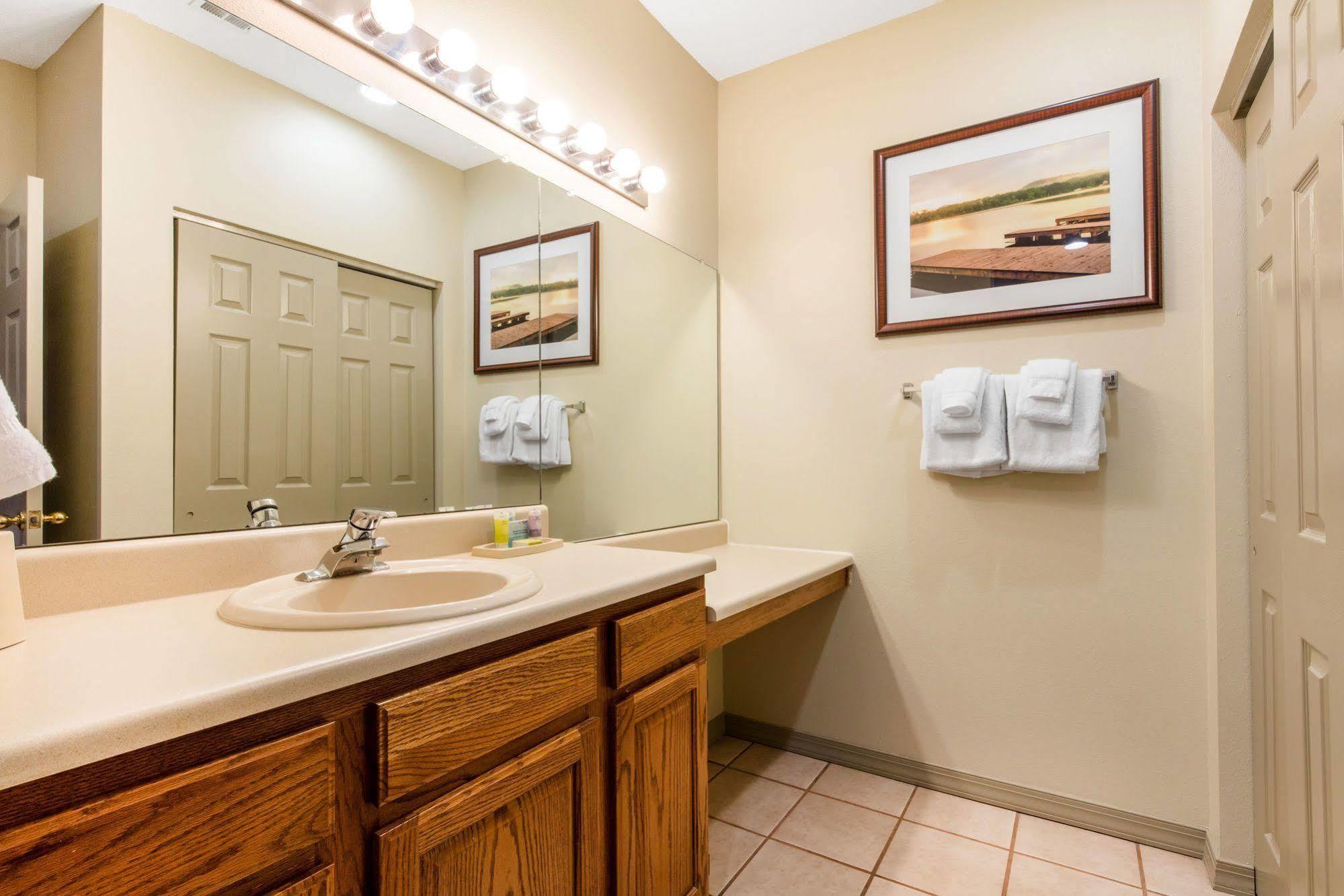 Bluegreen Vacations The Falls Village, An Ascend Resort Branson Eksteriør billede